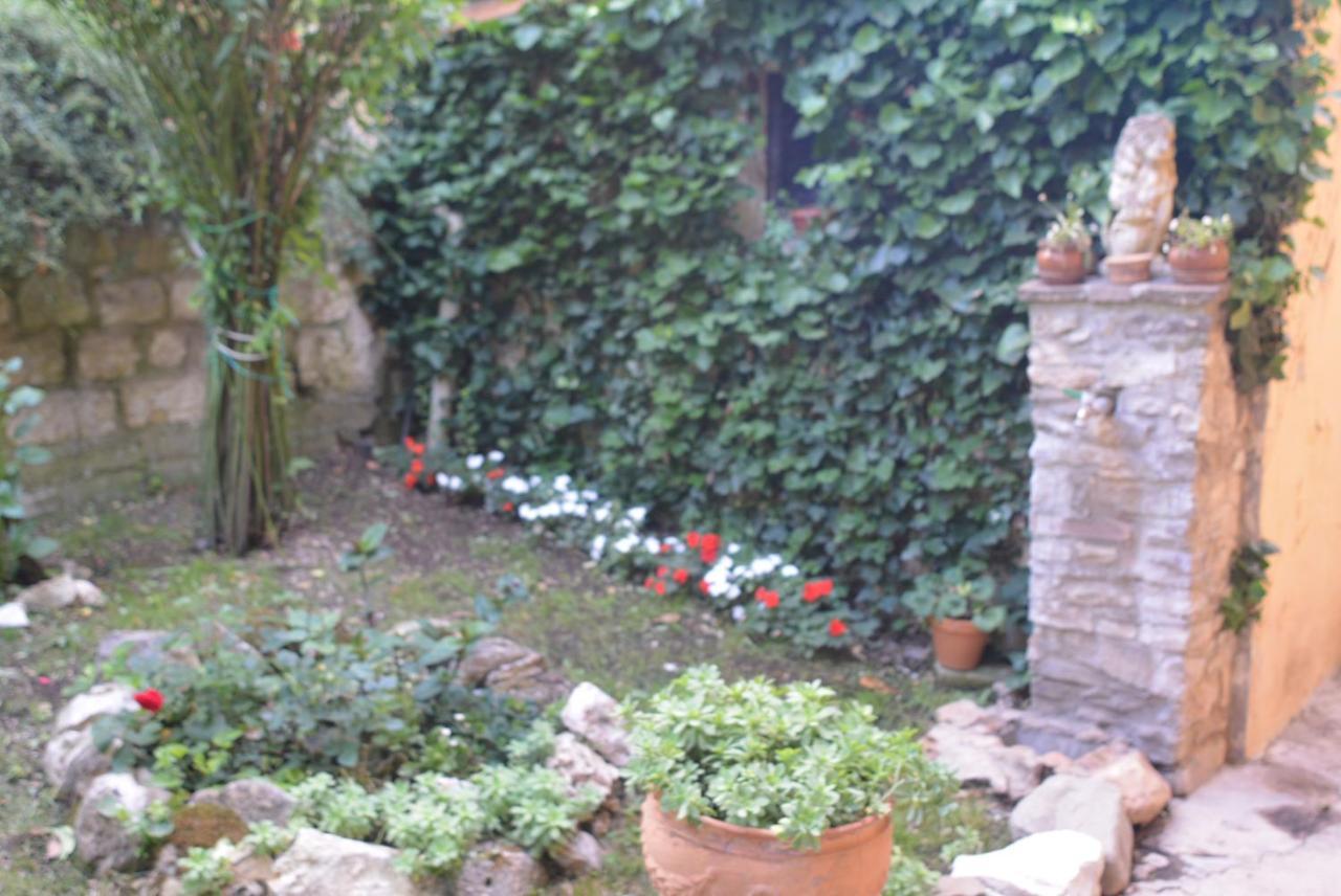Villa Mischianti غوبيو المظهر الخارجي الصورة
